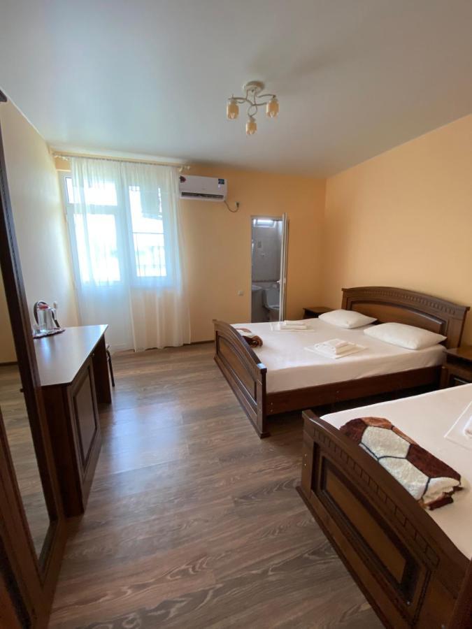 Hotel Solomon Alakhadzi Exterior foto